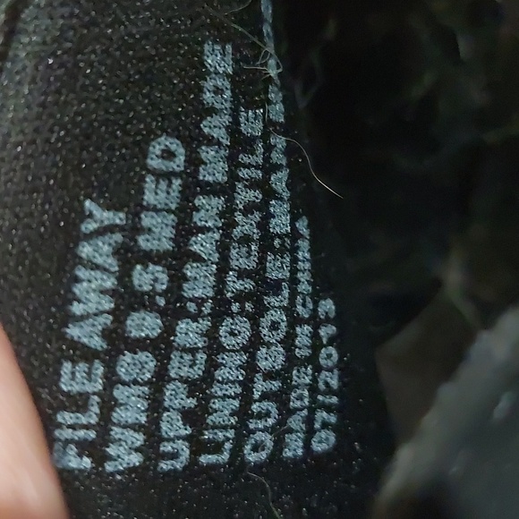 Black heels / Unlisted/ 9.5 - Picture 3 of 4